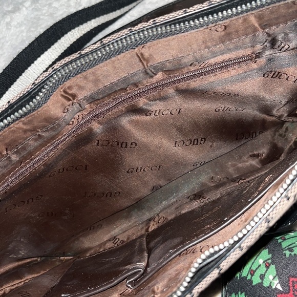 Gucci Tan and Black Monogram Shoulder Bag - Picture 10 of 12